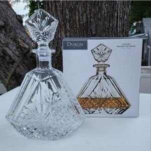 Dublin‎ Collection Triangular Crystal Wine Whiskey Liquor Decanter 610ml